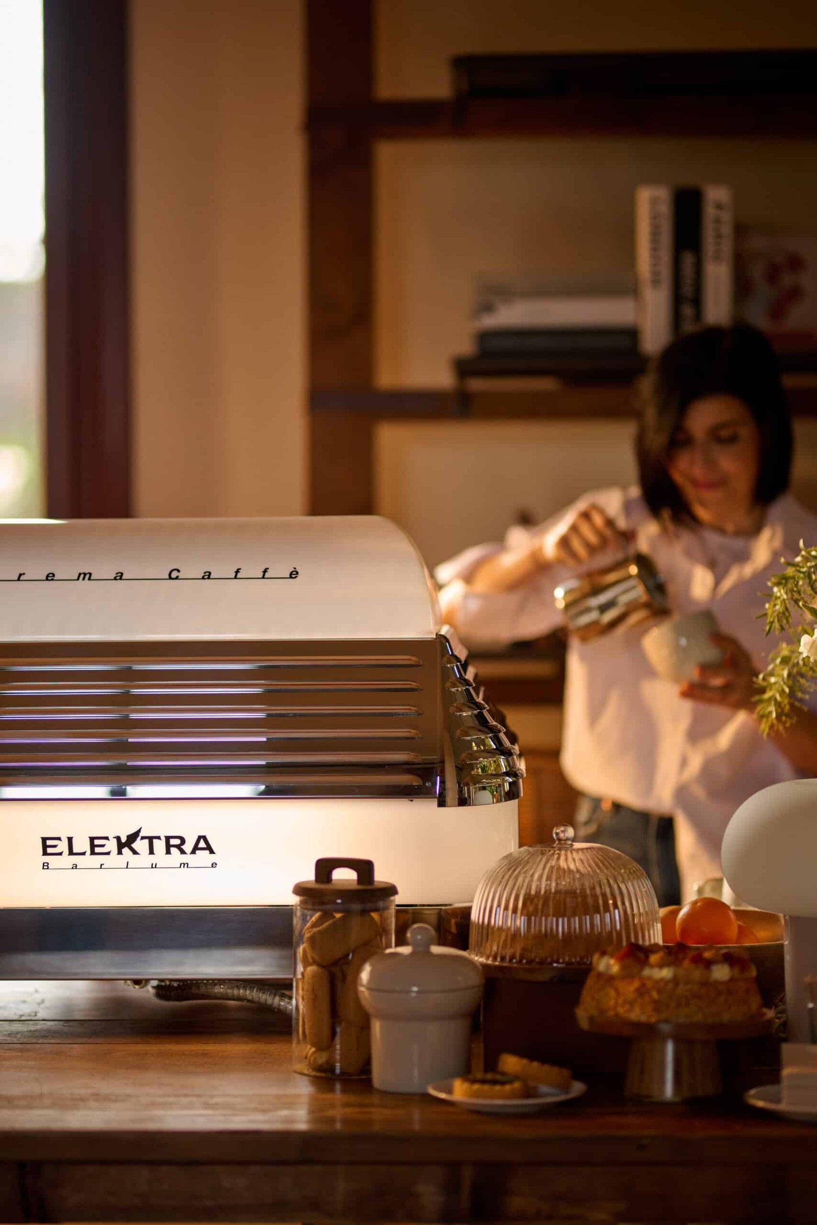 02-06-2025-Elektra-2015-scaled