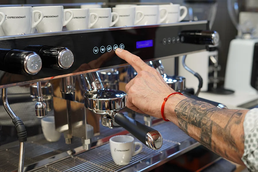 siena-touch-haciendo-cafe